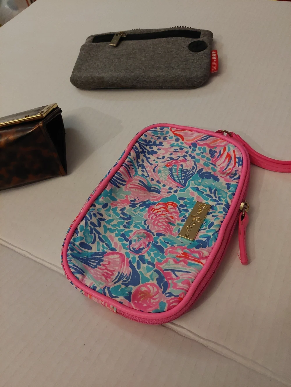 Tory Burch Sunglass CASE Plus Lilly Pulitzer Skip Hop Bag Clutch